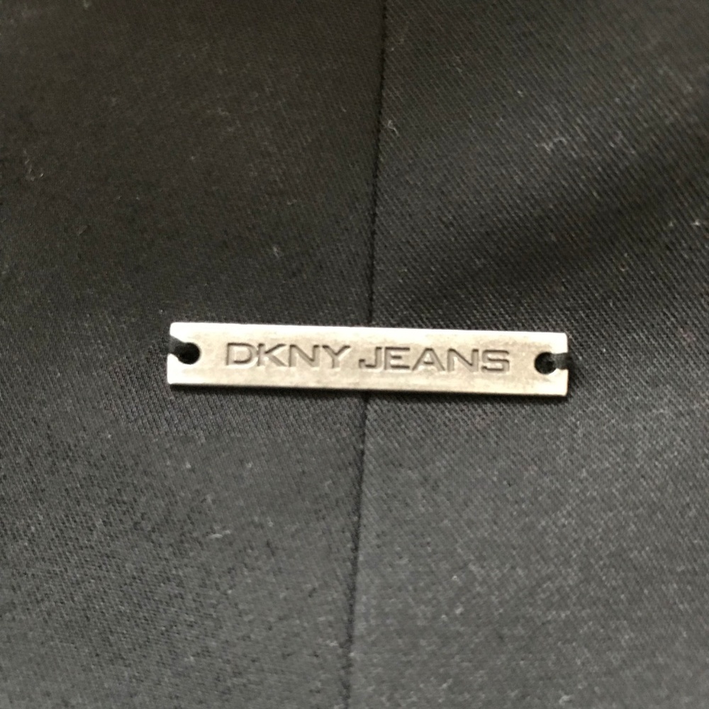 DKNY Black Boyfriend Blazer Small EUC - Picture 7 of 8